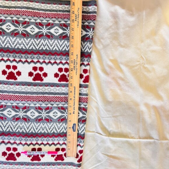 Nordic Xmas Teddy Knit Throw Blanket 56in x 51 in Red White Gray Fair Isle - Picture 11 of 13